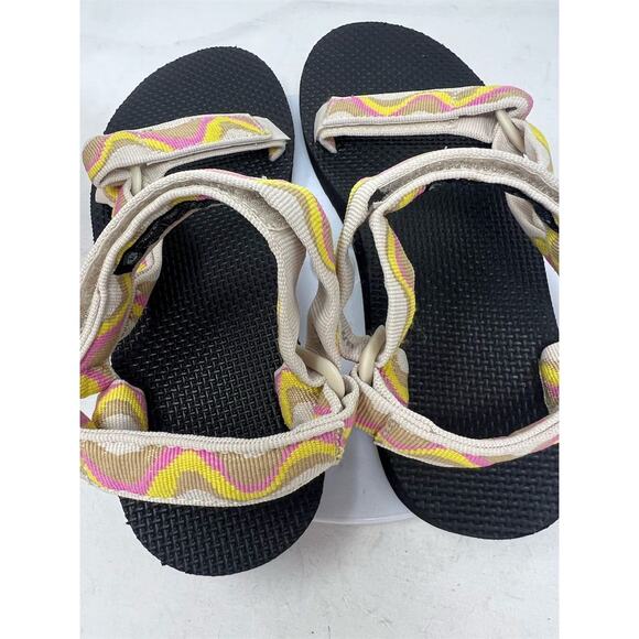 Teva Women's Original Universal Sandal Size 8 Black Slingbac - Picture 8 of 10